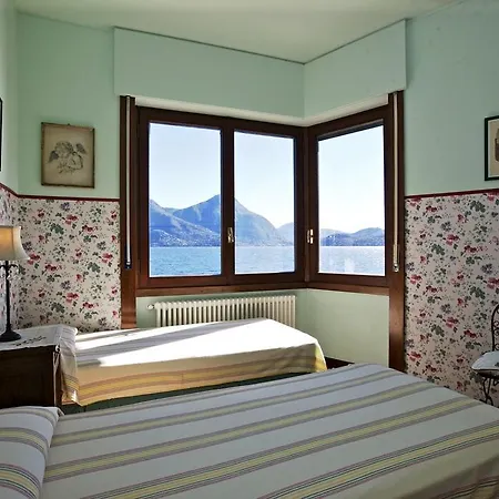 Camelia Villa Verbania